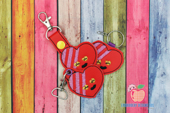 Emoticon Happy Heart ITH Key Fob Pattern Review for Small Business Use